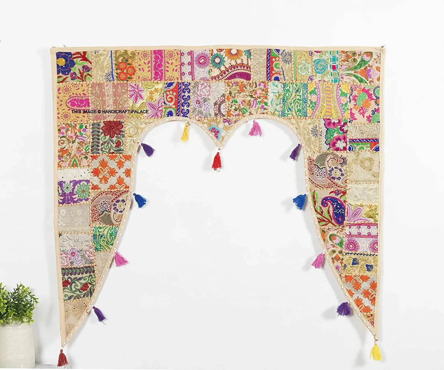 GYPSY STUDIO - Wholesale Tapestry/Textile - Handmade Patchwork Wall Tapestry Door Decorative Valance0