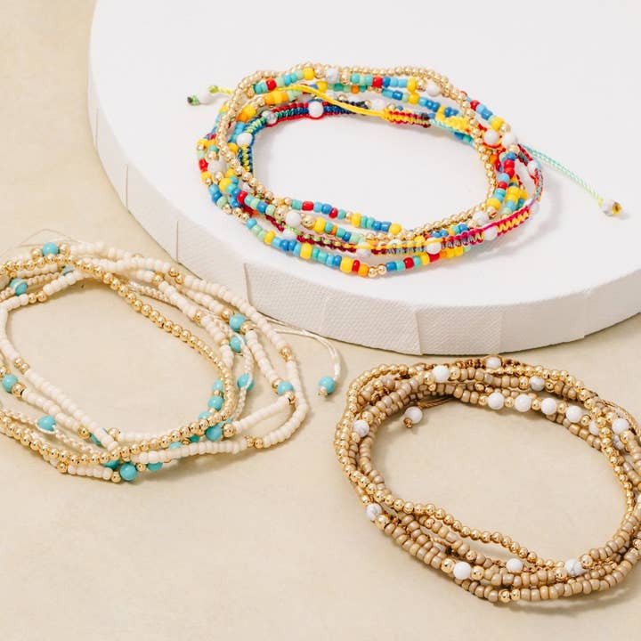Set van diverse kralen en gevlochten koordarmbanden voor wholesale door The Looks by Fame Accessories