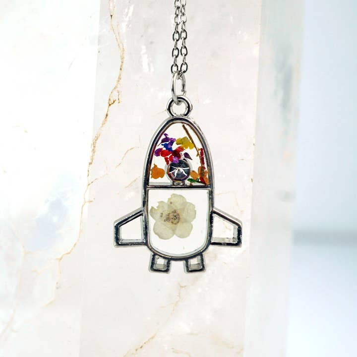 Collar Botanical Rocket Ship para venta al por mayor de The Pretty Pickle