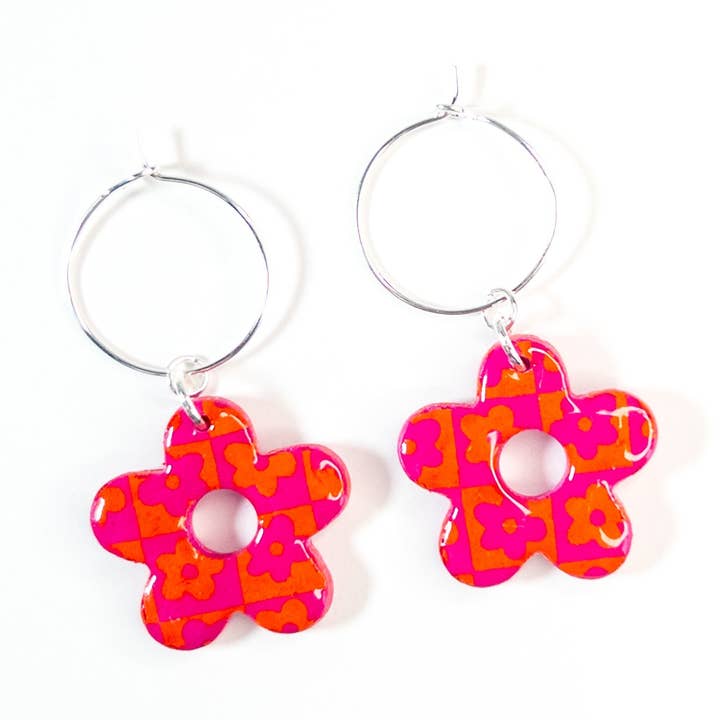 Pink og Orange Check Flower Power øreringe for engroshandel hos Jess Adams Design