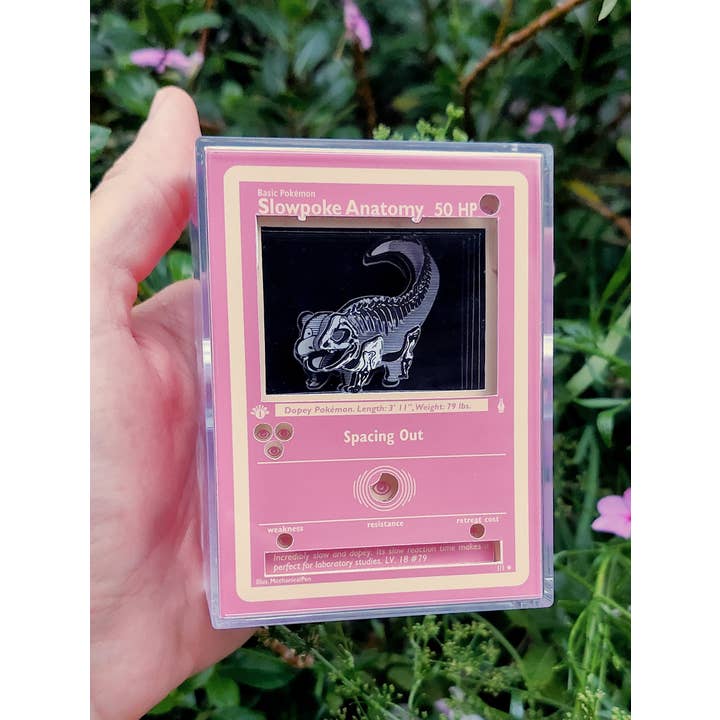 MechanicalPen – Engroshandel Bordpynt – Slowpoke Anatomy - Pokemon-kortdiorama skyggeboks
