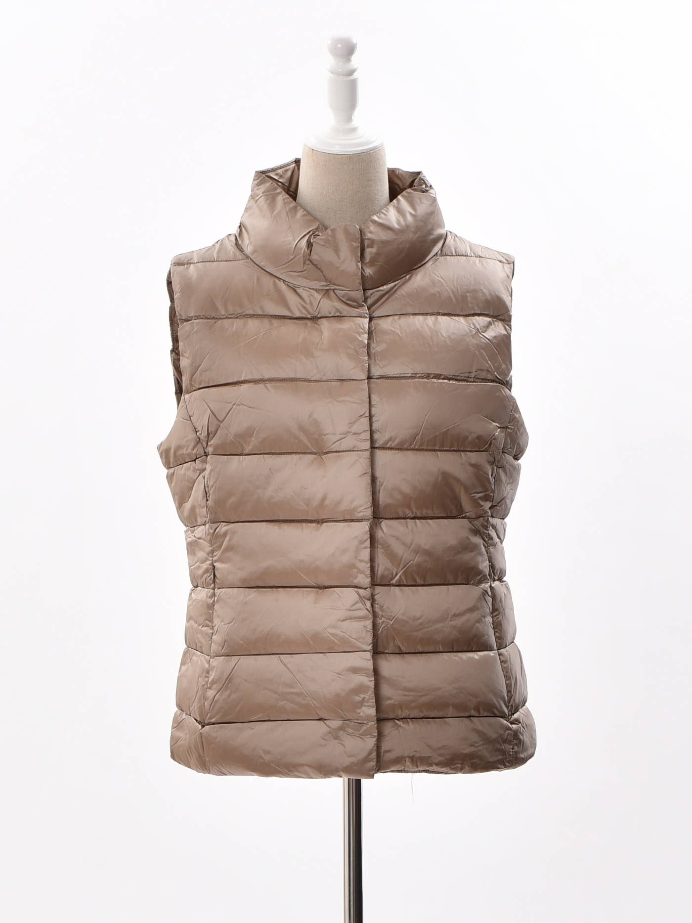 Victoria Moda – wholesale Suit vest – Women′s – Quilted Vest with Double Closure4