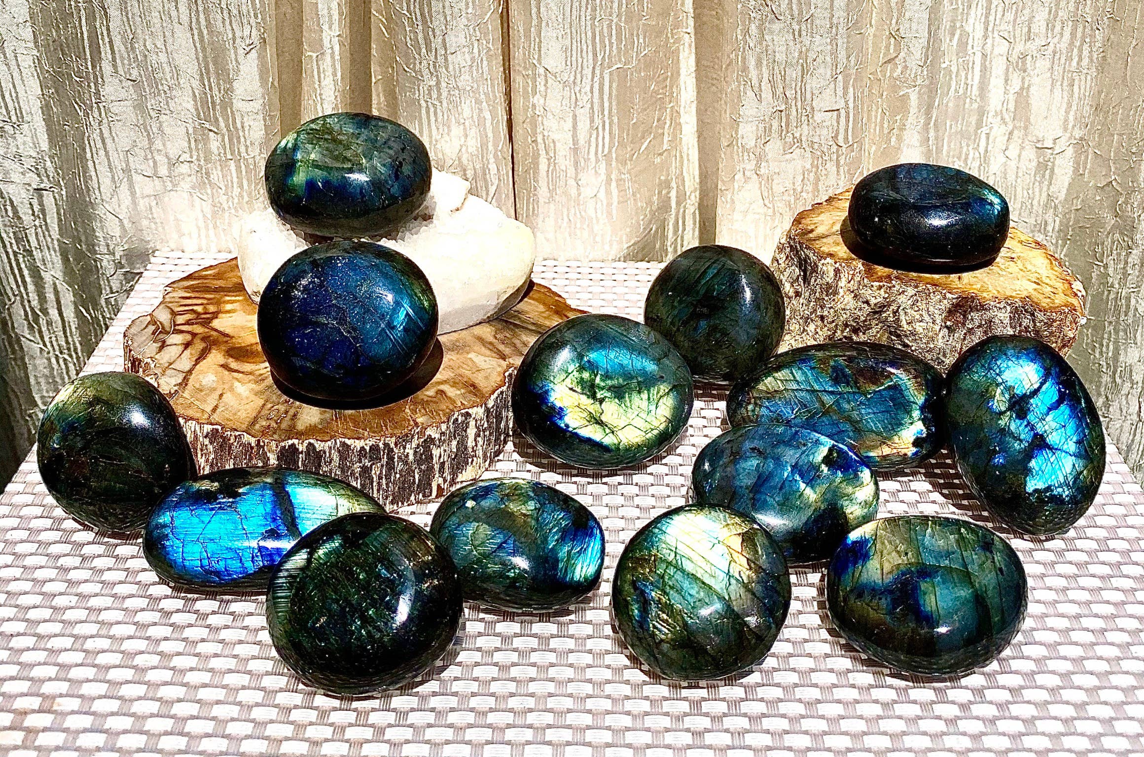 KayleeNYC - Wholesale Spiritual Stone/Crystal - Wholesale Lot 2 Lbs Natural Labradorite Palm Stone Crystal5