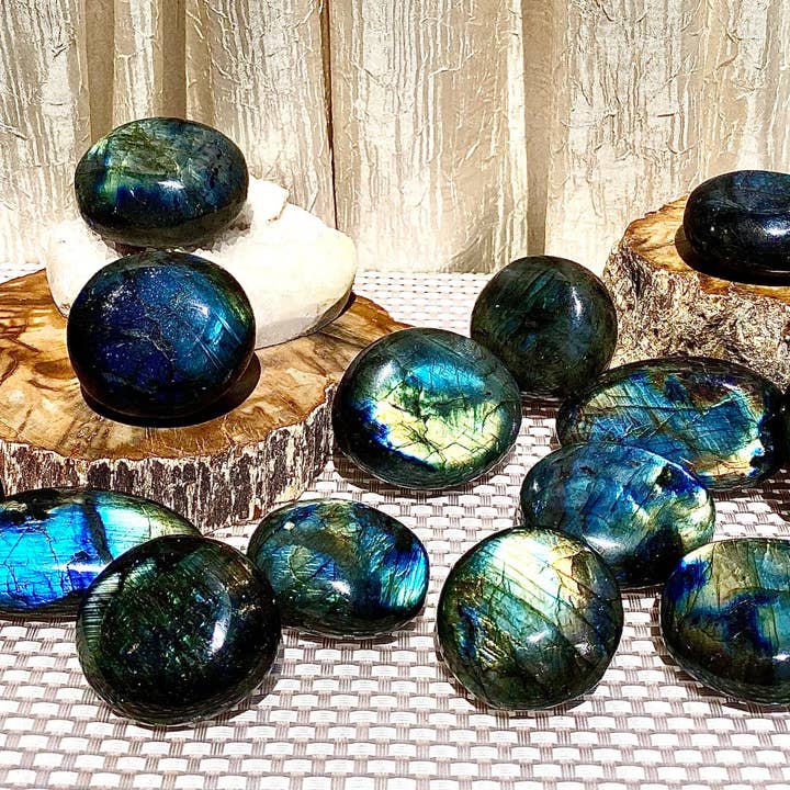 KayleeNYC - Wholesale Spiritual Stone/Crystal - Wholesale Lot 2 Lbs Natural Labradorite Palm Stone Crystal5