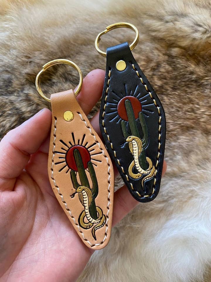 Desert Sun sleutelhanger voor wholesale door Malevolent Leather