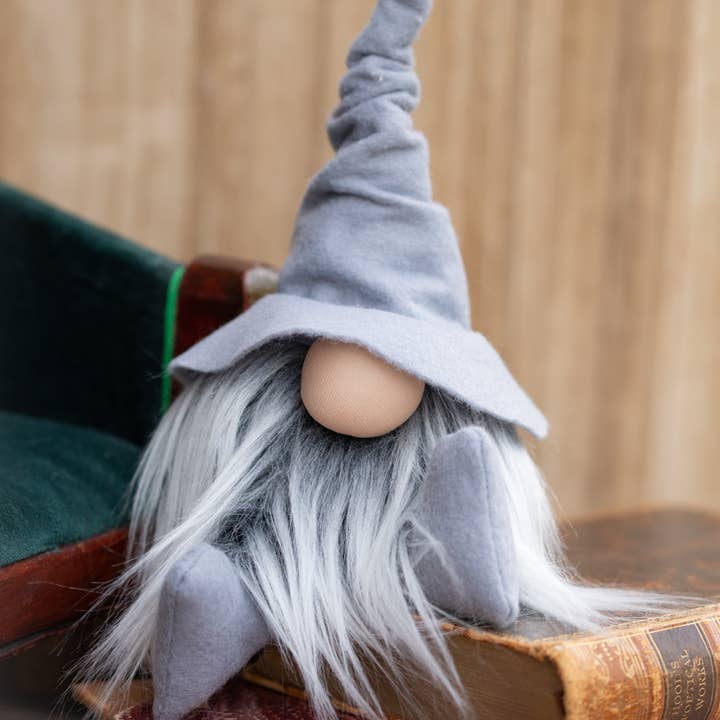 Gnomevillestudios - Wholesale Decorative Tabletop Object - Fall Wizard Gnomes – All-Season Magical Book Shelf decor1