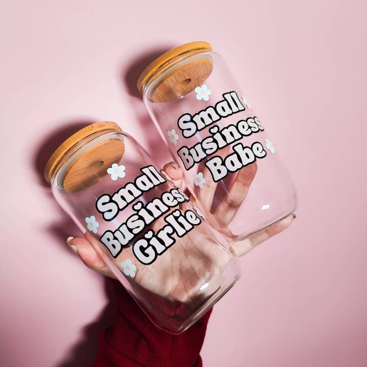 Tazza da caffè in vetro motivazionale per piccole imprenditrici per la vendita all'ingrosso da parte di honeysheshome