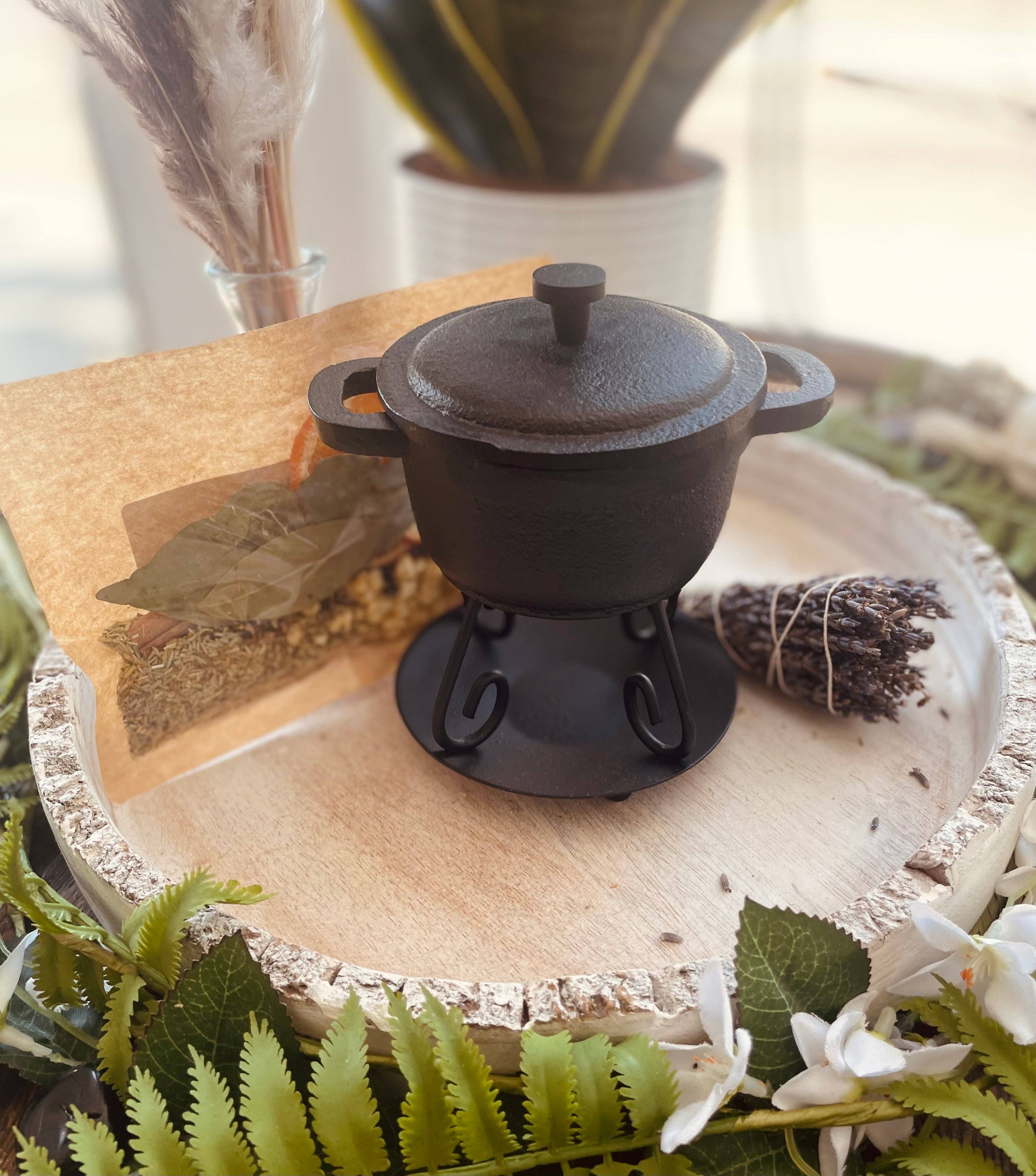 Sage & Stone Apothecary – wholesale Cooking pot – Cast Iron Simmer Pot0