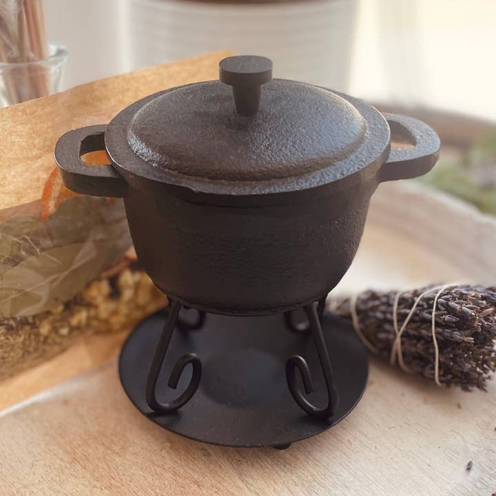 Sage & Stone Apothecary - Wholesale Cooking Pot - Cast Iron Simmer Pot0