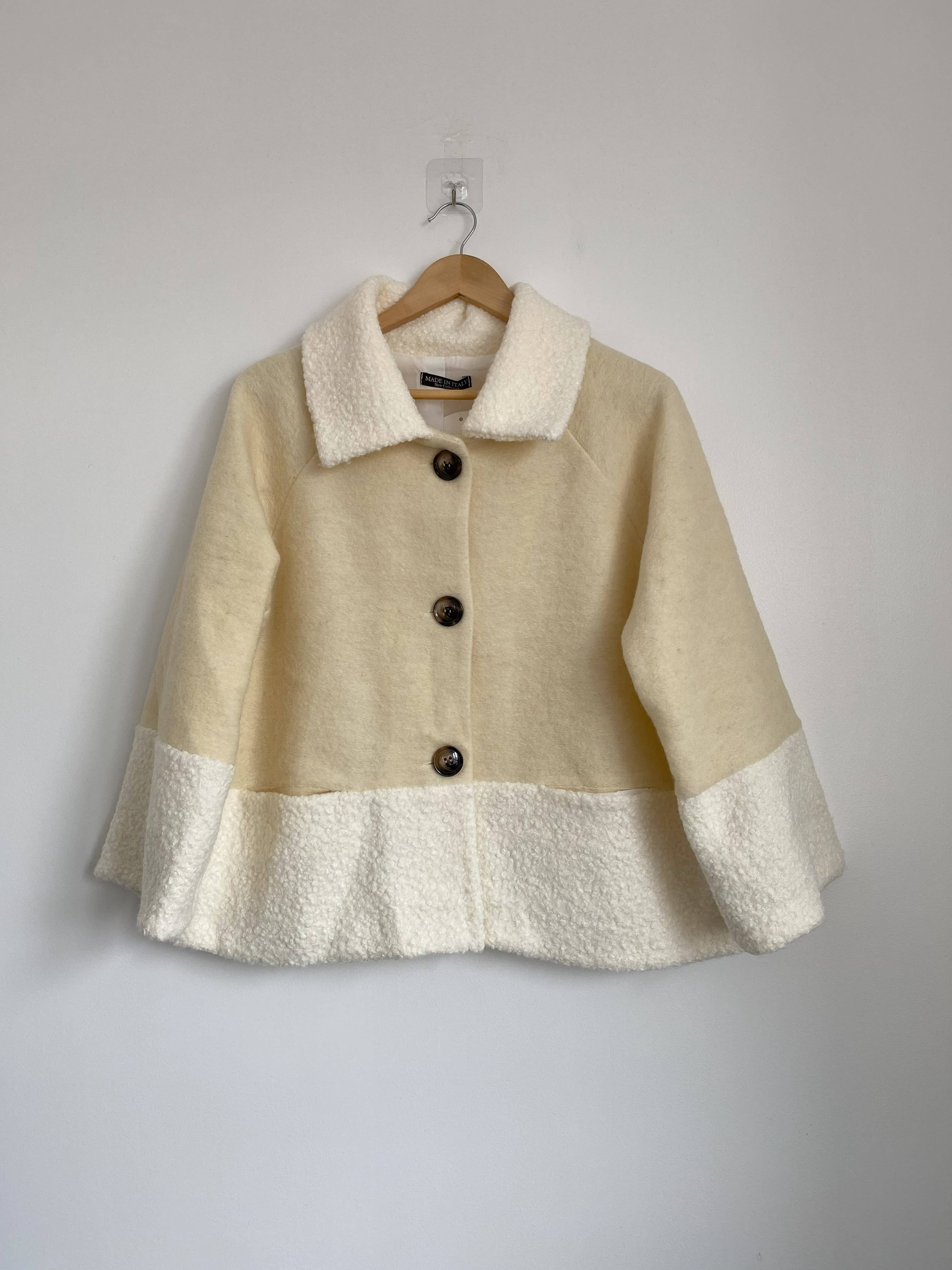 ORNELLA PARIS - Wholesale Jacket - Women's - Buttoned wool jacket BLL-V990105