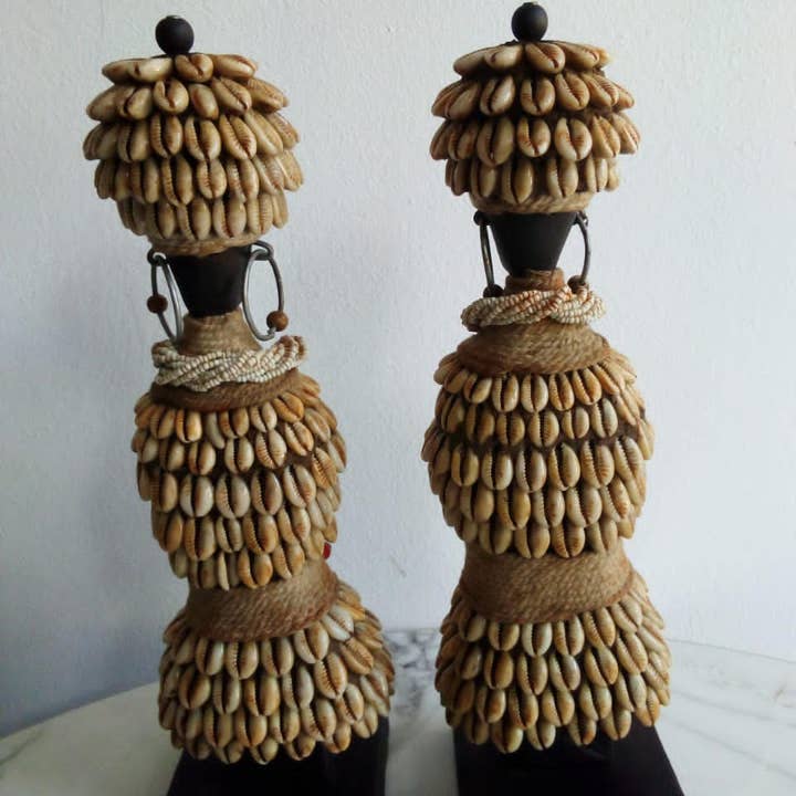 HOME DECOR FR - Wholesale Decorative Figurine - Couple of Namji dolls in cowries1