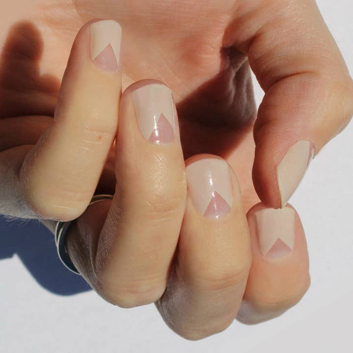 Envolturas de uñas Nude Elle para venta al por mayor de So Gloss