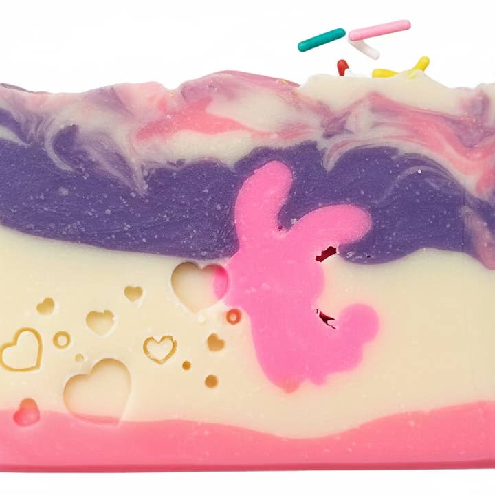 XOXO Soap for wholesale by Etti Soap LLC