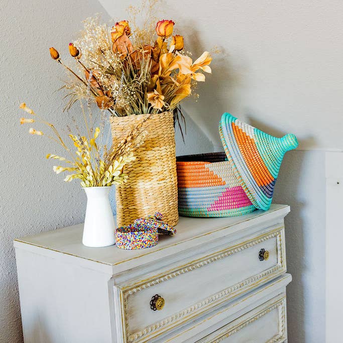 Gitzell FairTrade - Wholesale Basket - Lidded Basket, Assorted sweet grass, small9