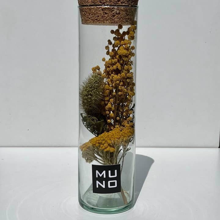 Muno – Engroshandel Tørrede/pressede blomster – RØR 20 CM L MED BUKET TØRREDE BLOMSTER - Gave