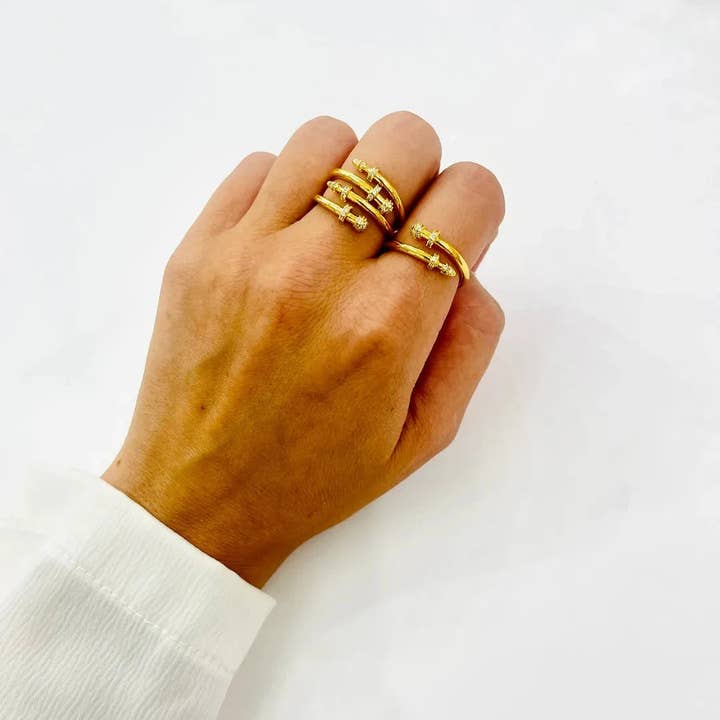 Botox Ring voor wholesale door Allison Avery