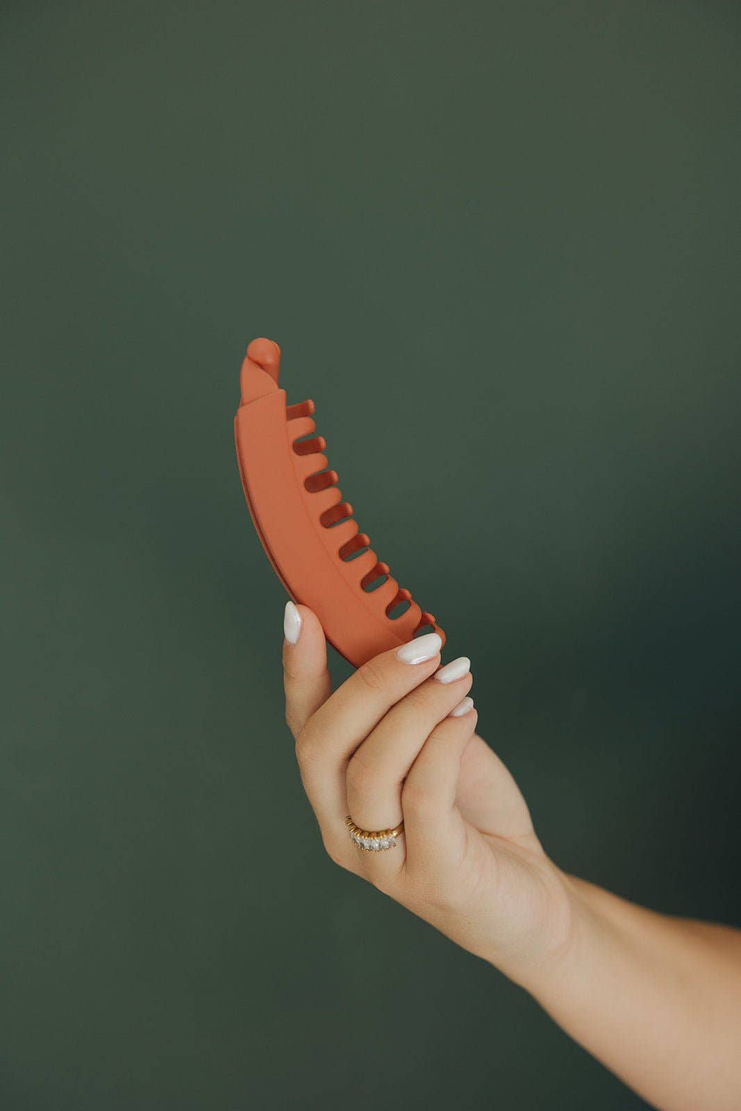 Shop Andi - Wholesale Hair Clip - Women's - Large Banana Claw Clip18