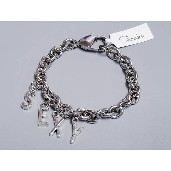 Bracelet S.E.X.Y pour la vente par Shrake Culture