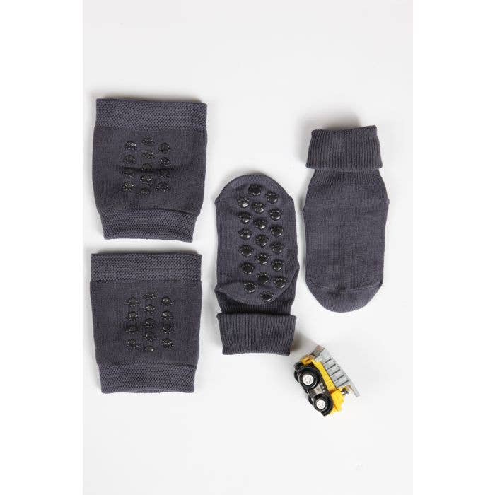 Sokisahtel I BestSockDrawer - Wholesale Socks - Baby - RAINER kneepads and socks for babies' 6-18M