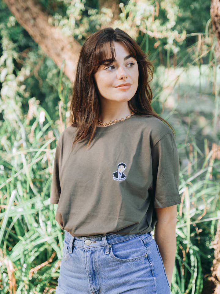 Zigzag Island - Wholesale Screen Printed T-Shirt - Women's - Khaki organic Marcel Proust T-shirt size L