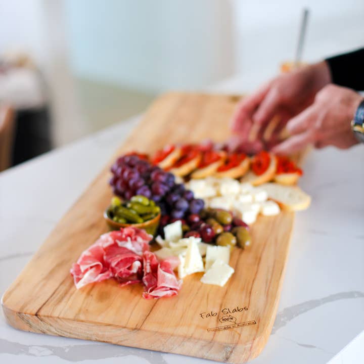 Medium Grazing Pallette / Charcuterie Board for wholesale by Fab Slabs