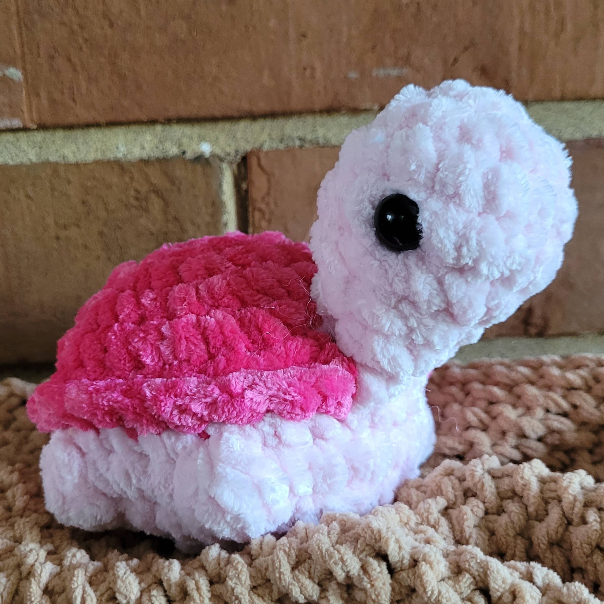 Katie Alay – Großhandel Kuschel-/Plüschtier – Kind & Baby – 6" Häkel-Schildkröten-Plüschspielzeug1