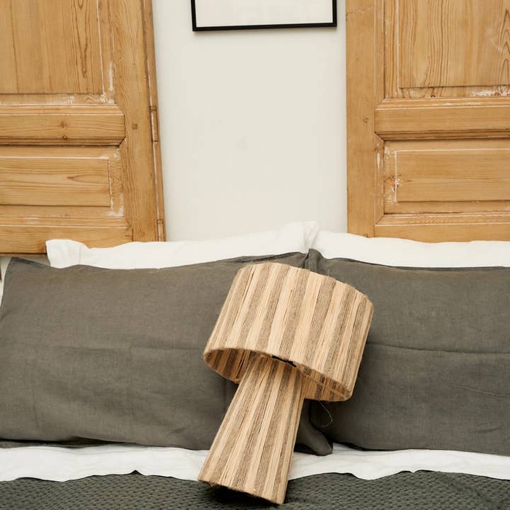 High crafty - Wholesale Accent/Desk Lamp - Bazaar Stripes – Handmade Moroccan Raffia Lamp | Natural Fib2