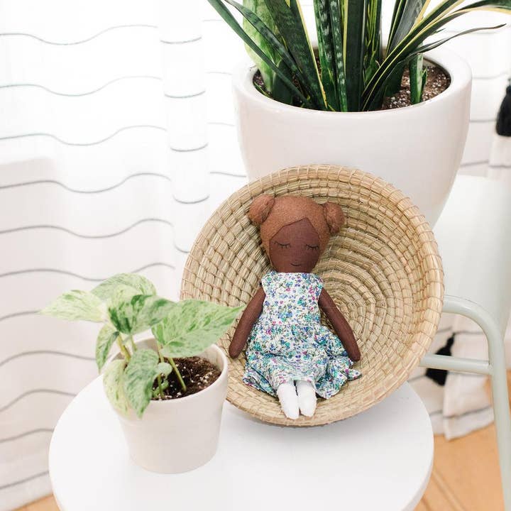 New Creation VA - Vente Poupée – enfant - Poupée de rêve Arial Day