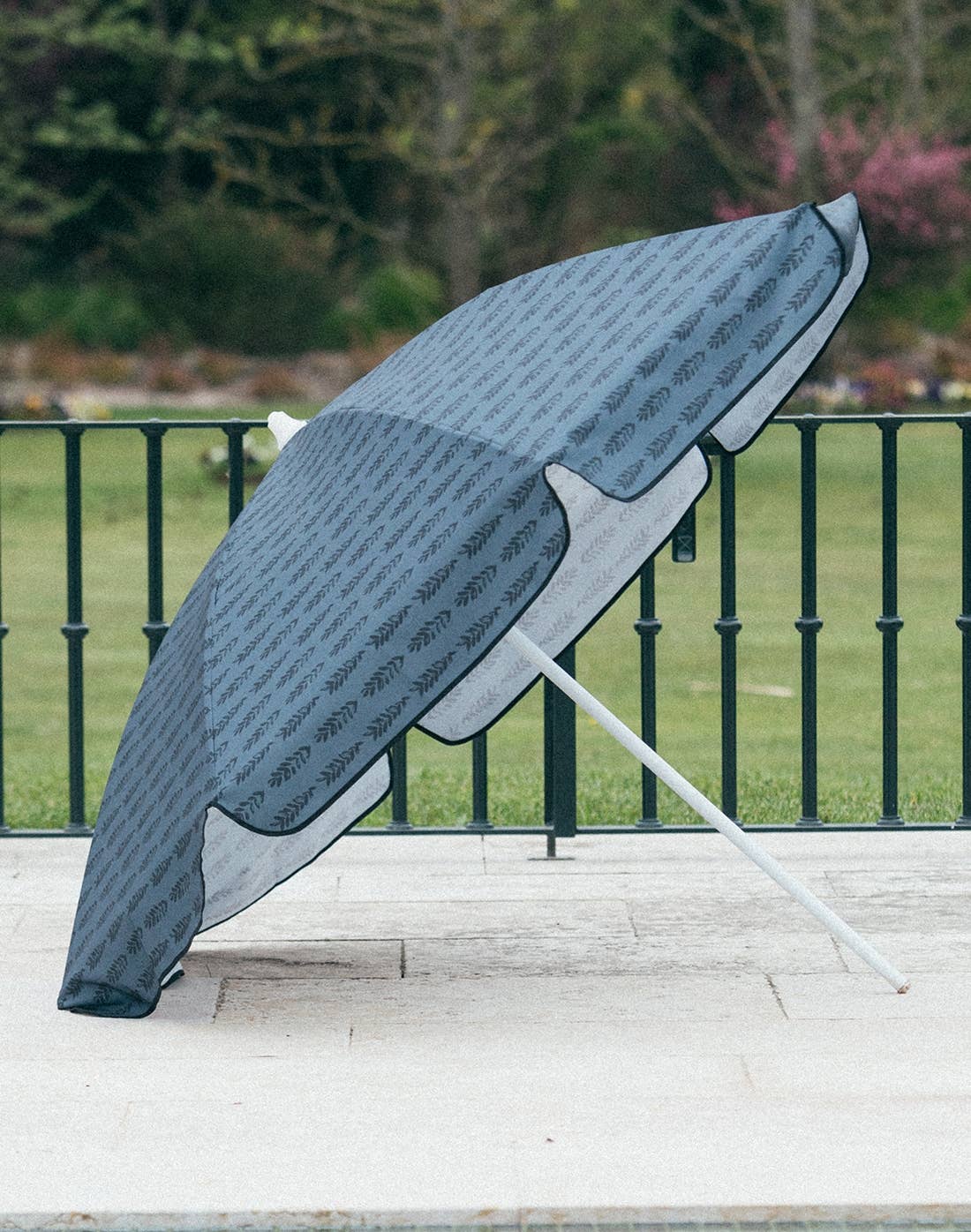 BOW Swimwear - Wholesale Beach Umbrella - Sun Hat Black Ebs