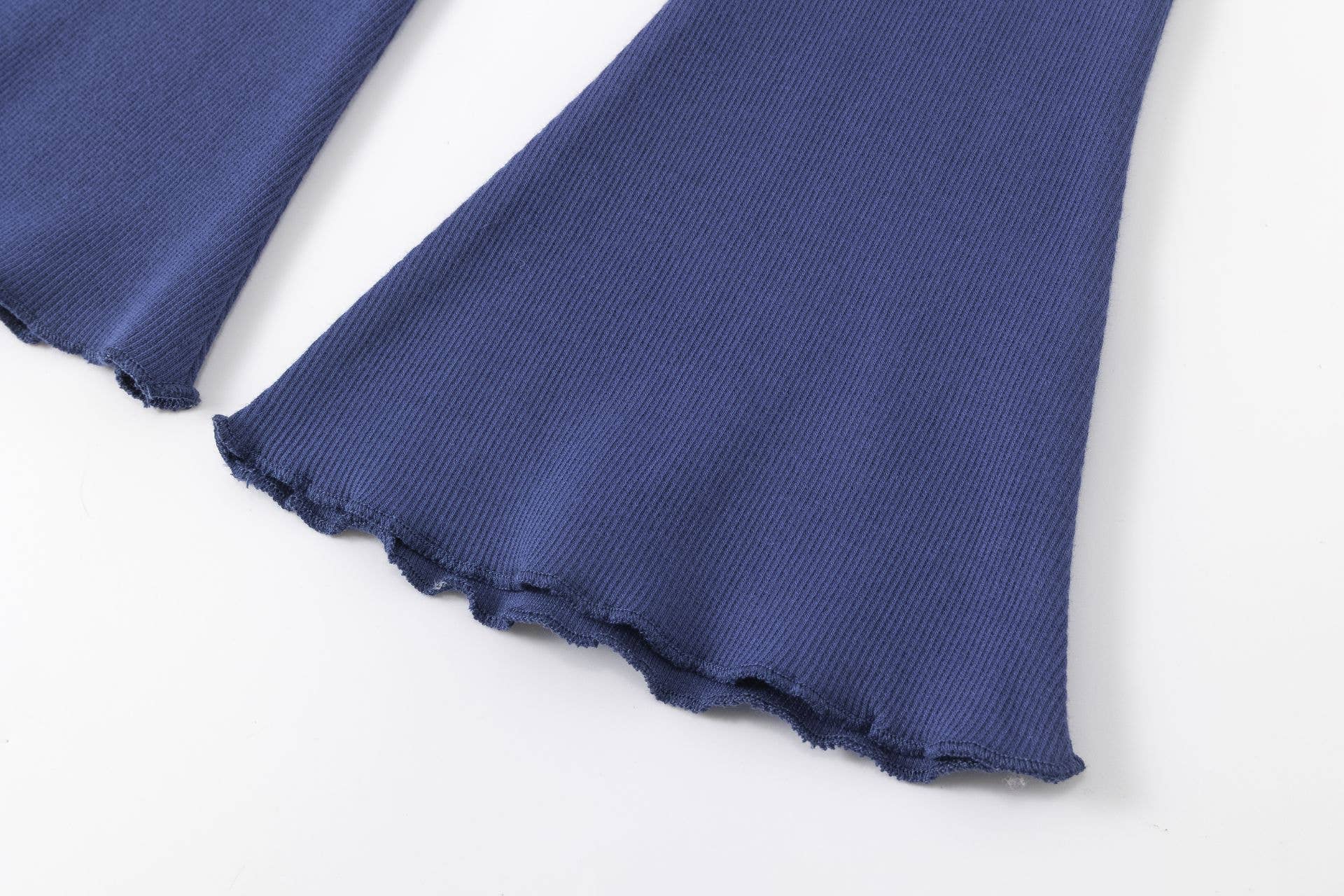 Newness Kids - Wholesale Pants - Kids - Girls' flare pants1