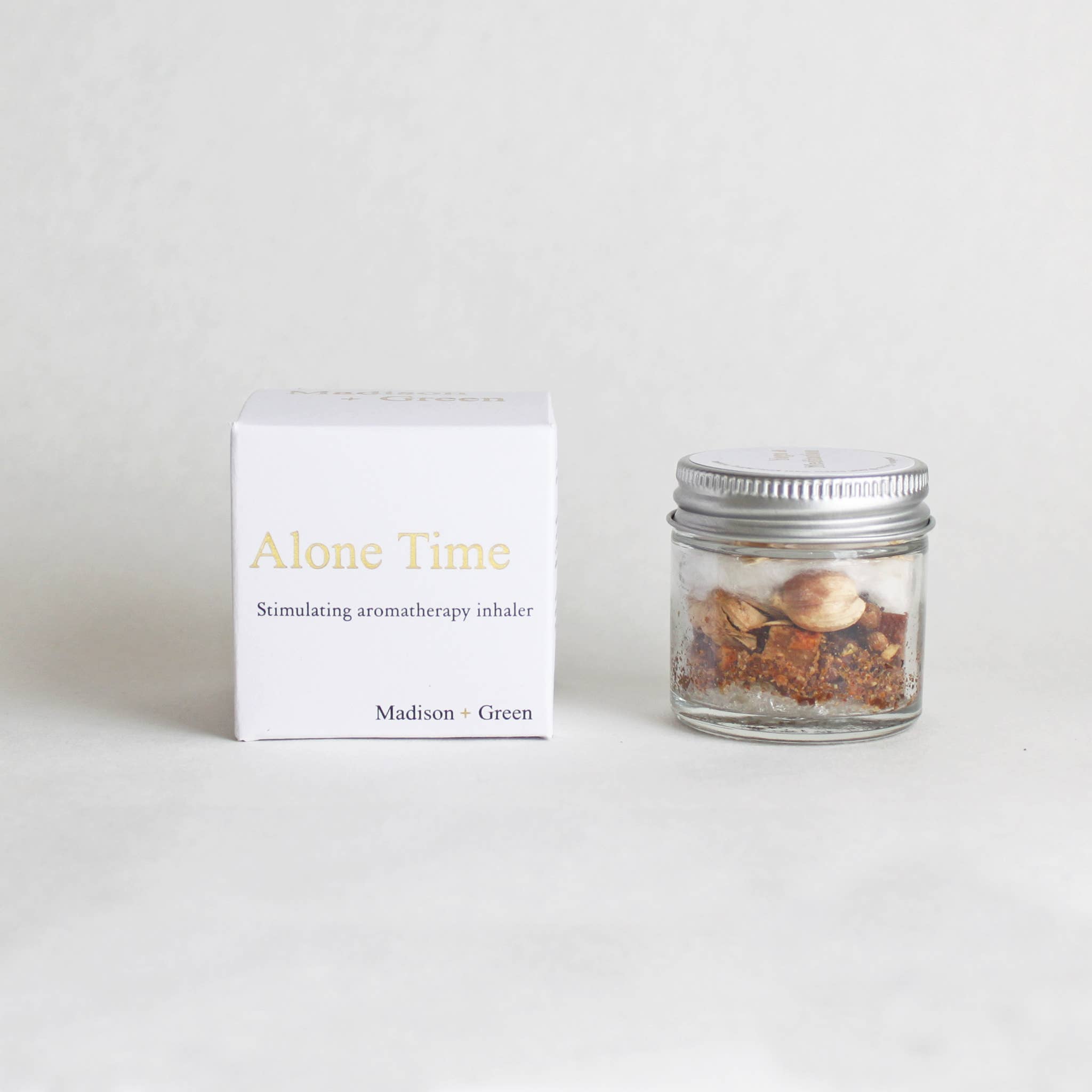 Madison + Green – Großhandel Aromatherapie-Inhalatoren – „Alone Time“ Entspannender Aromatherapie-Inhalator1