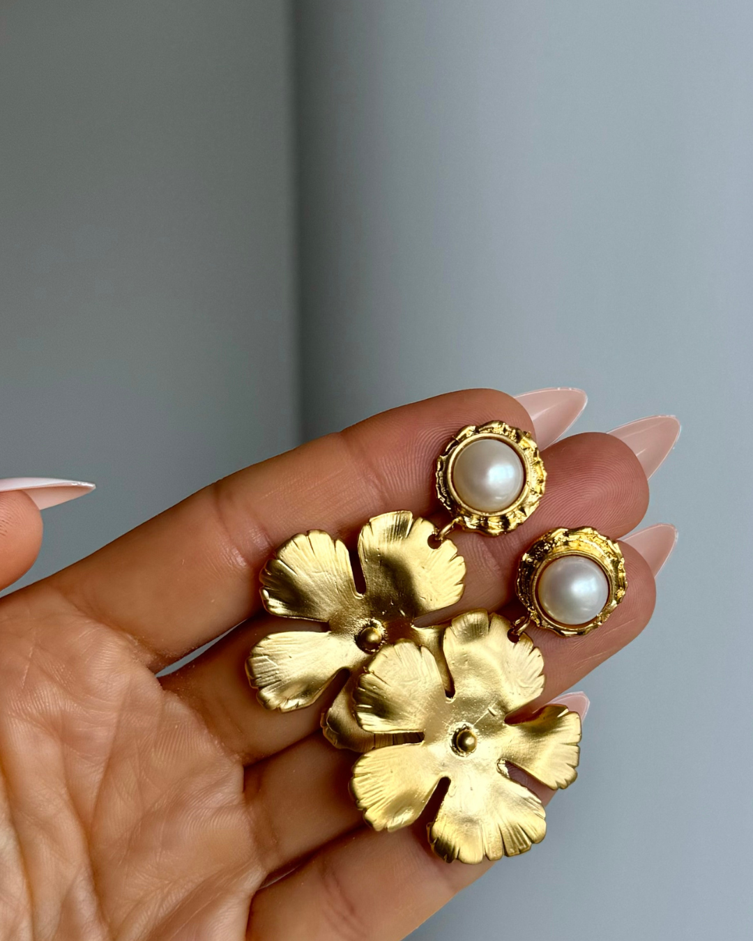 WILYMI Jewelry Co - Vendita all'ingrosso Orecchini pendenti - Orecchini con Perle d'Acqua Dolce in Piena Fioritura 8mm | Riempito in Oro 24k3