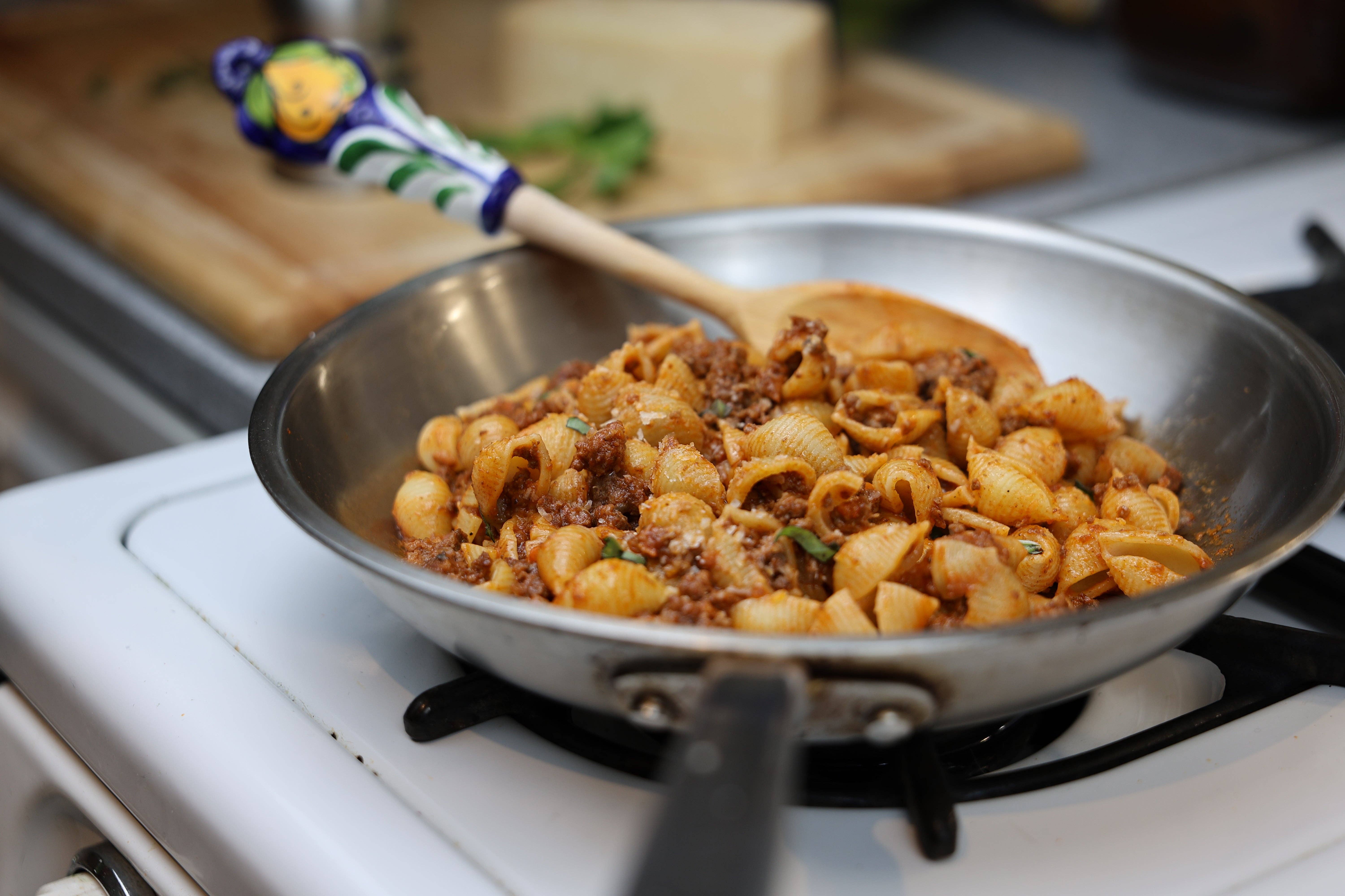 Eduardo's Pasta - Wholesale Pasta - Conchiglie - Artisanal Egg Pasta (12oz)1