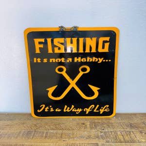 Fisherman Theme Decorating Ideas - Rustic Crafts & DIY  Rustic fishing  decor, Fishing decor, Vintage fishing decor