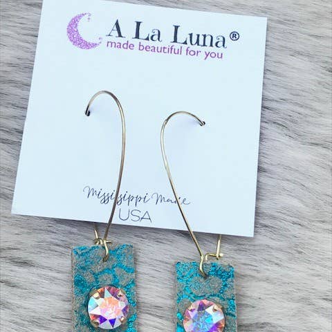 Boucle d'oreille Emily pour la vente par A La Luna