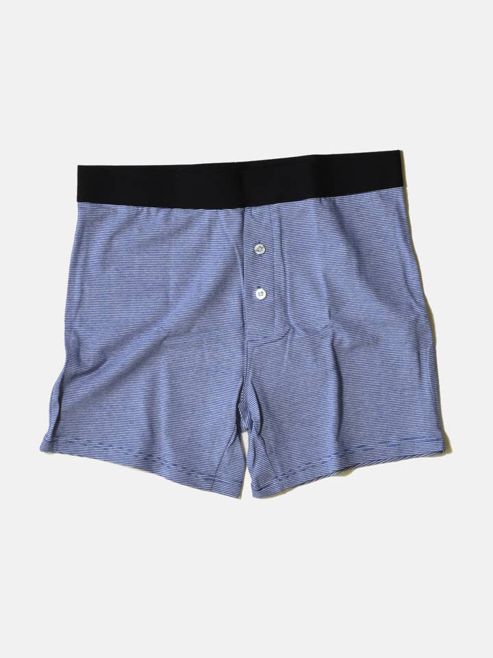 Boxer a righe blu chiaro per la vendita all'ingrosso da parte di Curated Basics
