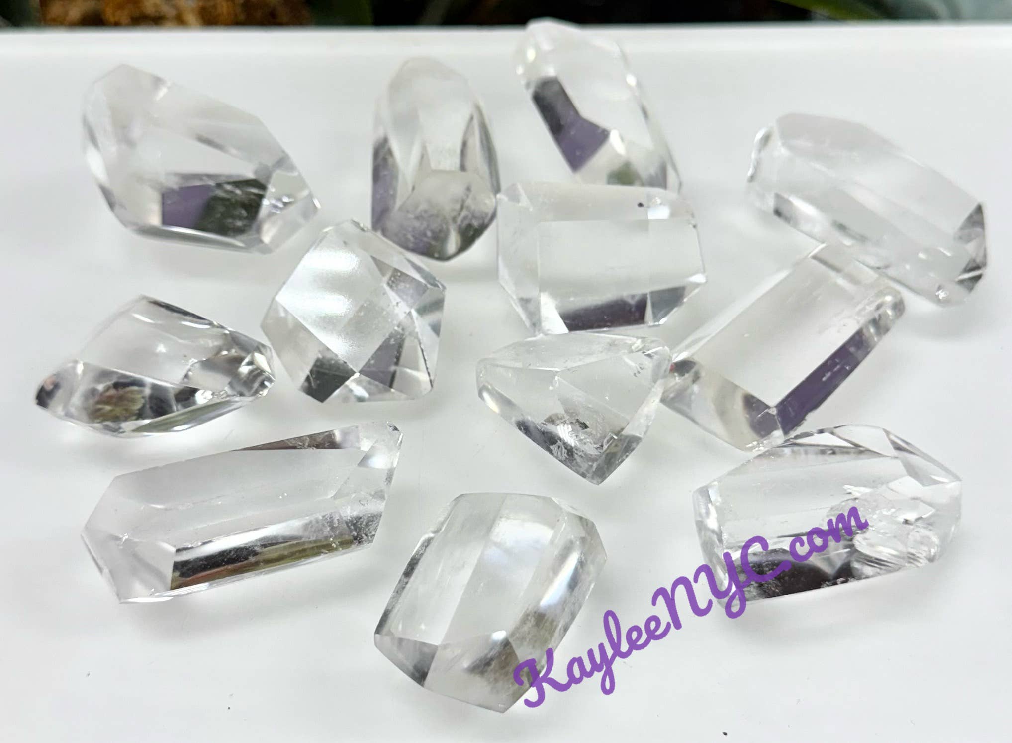 KayleeNYC - Wholesale Spiritual Stone/Crystal - 1 lb Natural Clear Quartz Freeform Crystals Polished Healing1
