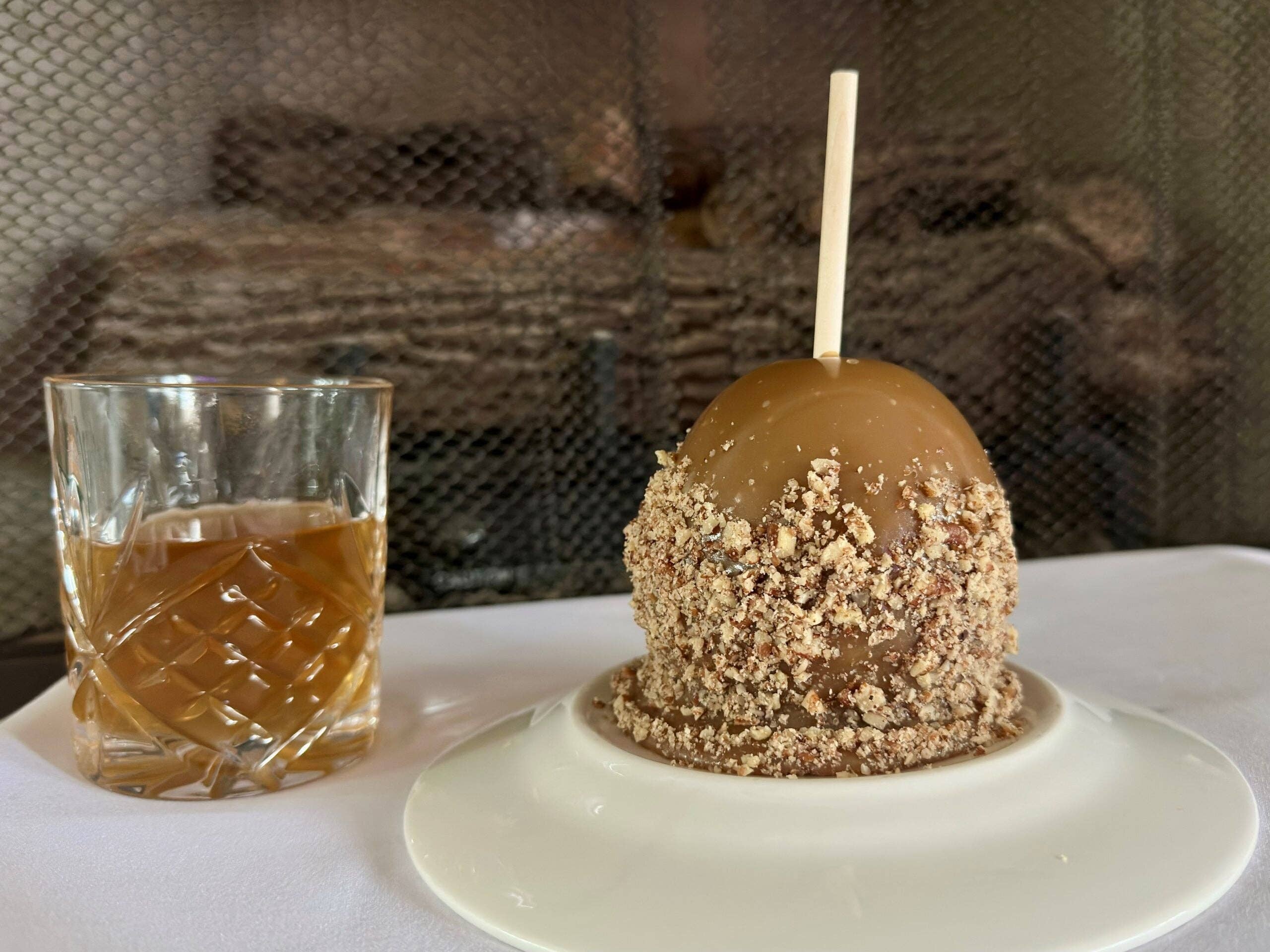 Scooty's Apples LLC - Wholesale Hard Candy - Salted Bourbon Caramel Pecan1