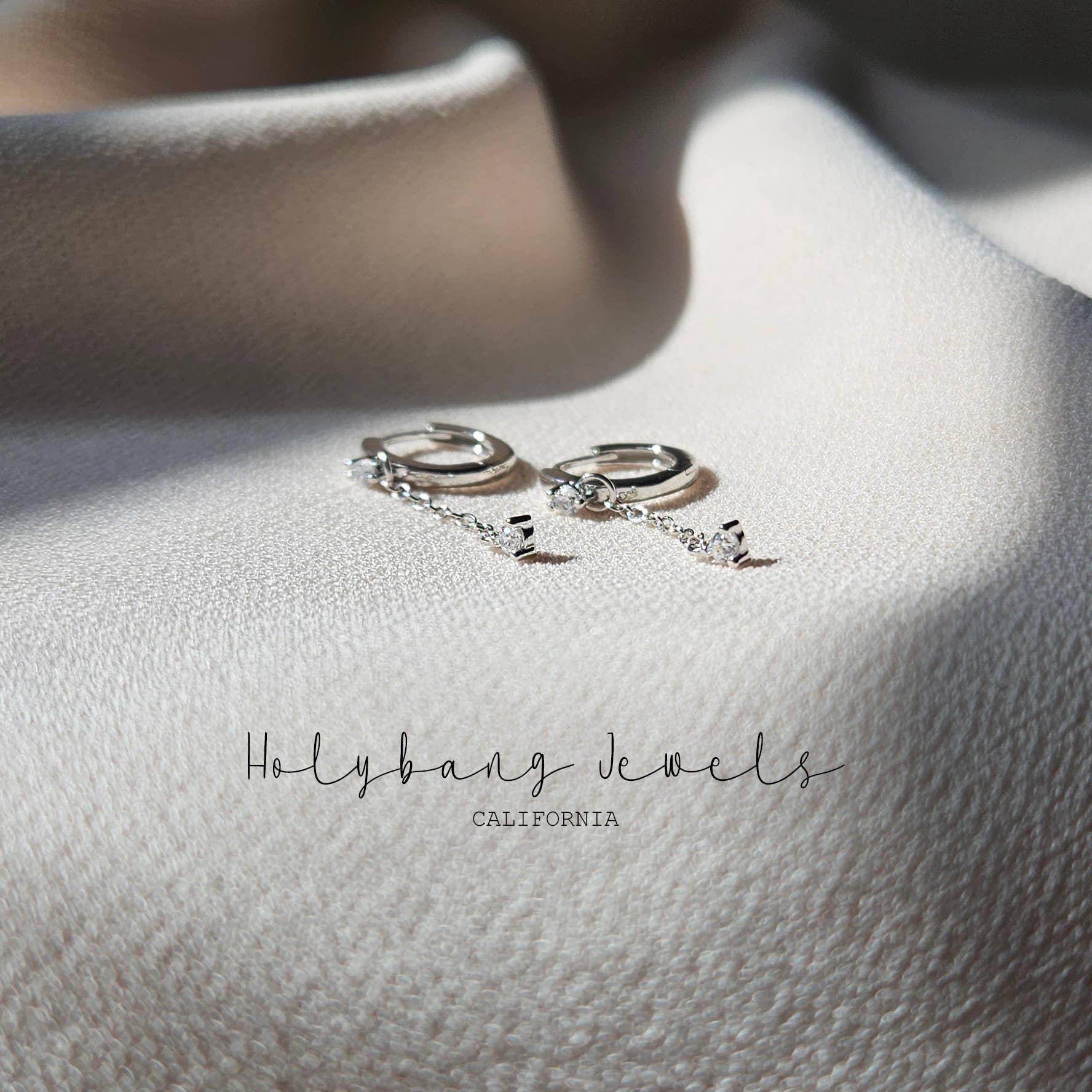 HolyBang Jewels - Wholesale Hoop Earrings - DAINTY CHAIN DROP HUGGIE EARRINGS - E-H21222