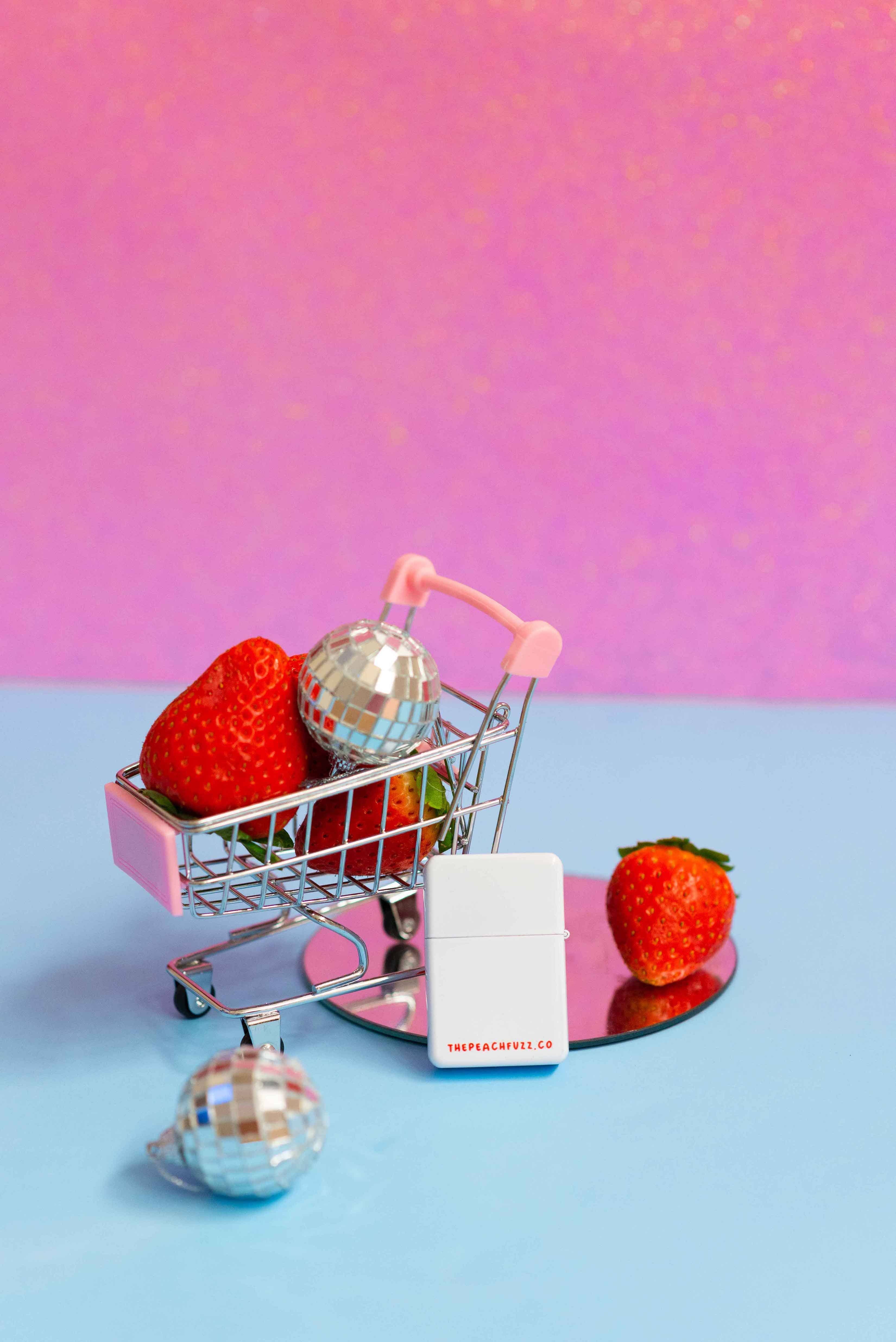 The Peach Fuzz – wholesale Lighter – Sweet Strawberry Lighter7