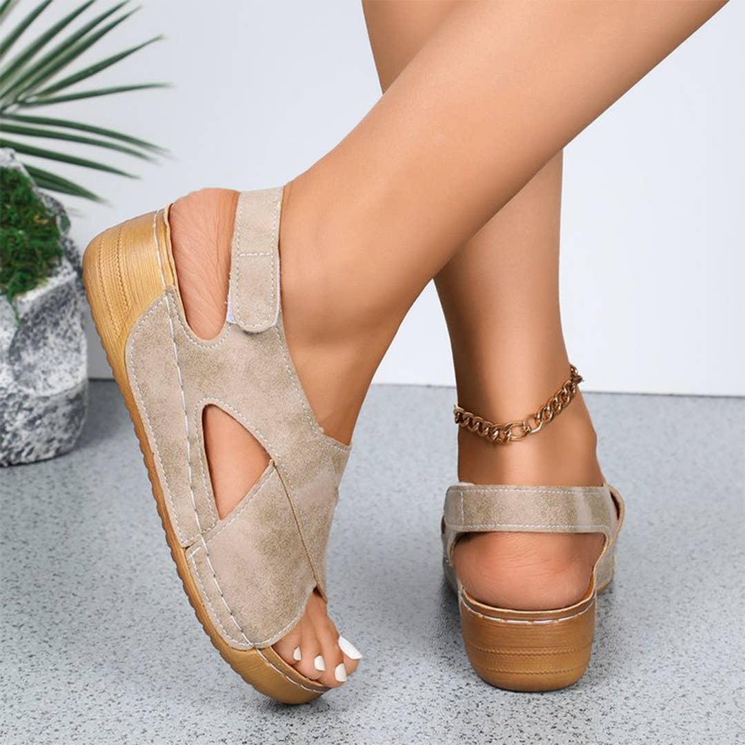 UNISHE - Wholesale Sandals - Women's - Cross-Strap Multicolor Velcro Thick Sole Sandals ZK309612