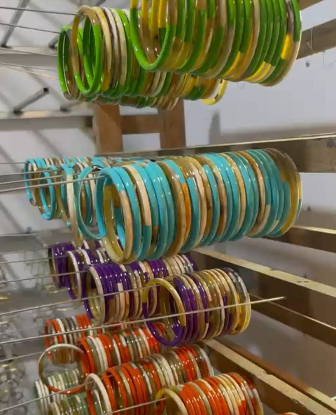 MAISON KIZO - Vente Bracelet jonc - Jonc laqué en corne de buffle Torsadé Or2