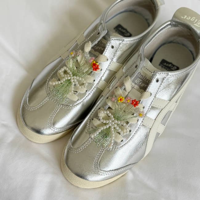 MOND HAUS - Wholesale Shoe Accessories - Veya Shoe Clip, Spring Color Beads Flower Bouquet Charm6