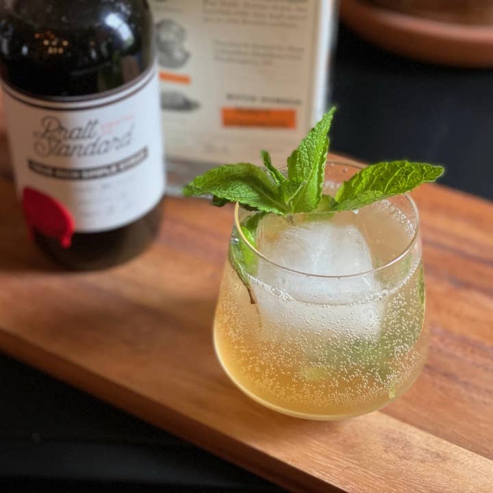 Pratt Standard Cocktail Co. - Wholesale Cocktail mix/syrup - True Rich Simple Syrup - 16oz2