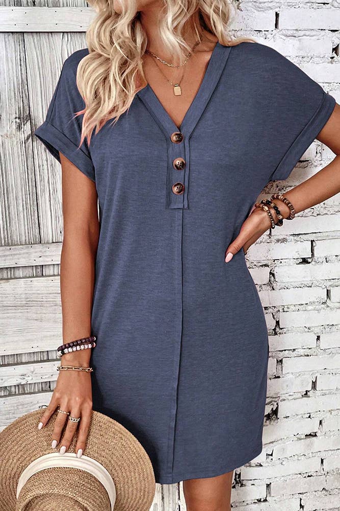 UNISHE - Wholesale Dress – Women's - Plain V Neck Buttoned Exposed Seam T-Shirt Dress AXR0952