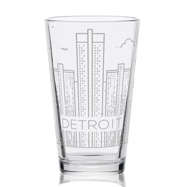 Verres à bière de 16 oz gravés DETROIT, MI SKYLINE pour la vente par LumEngrave