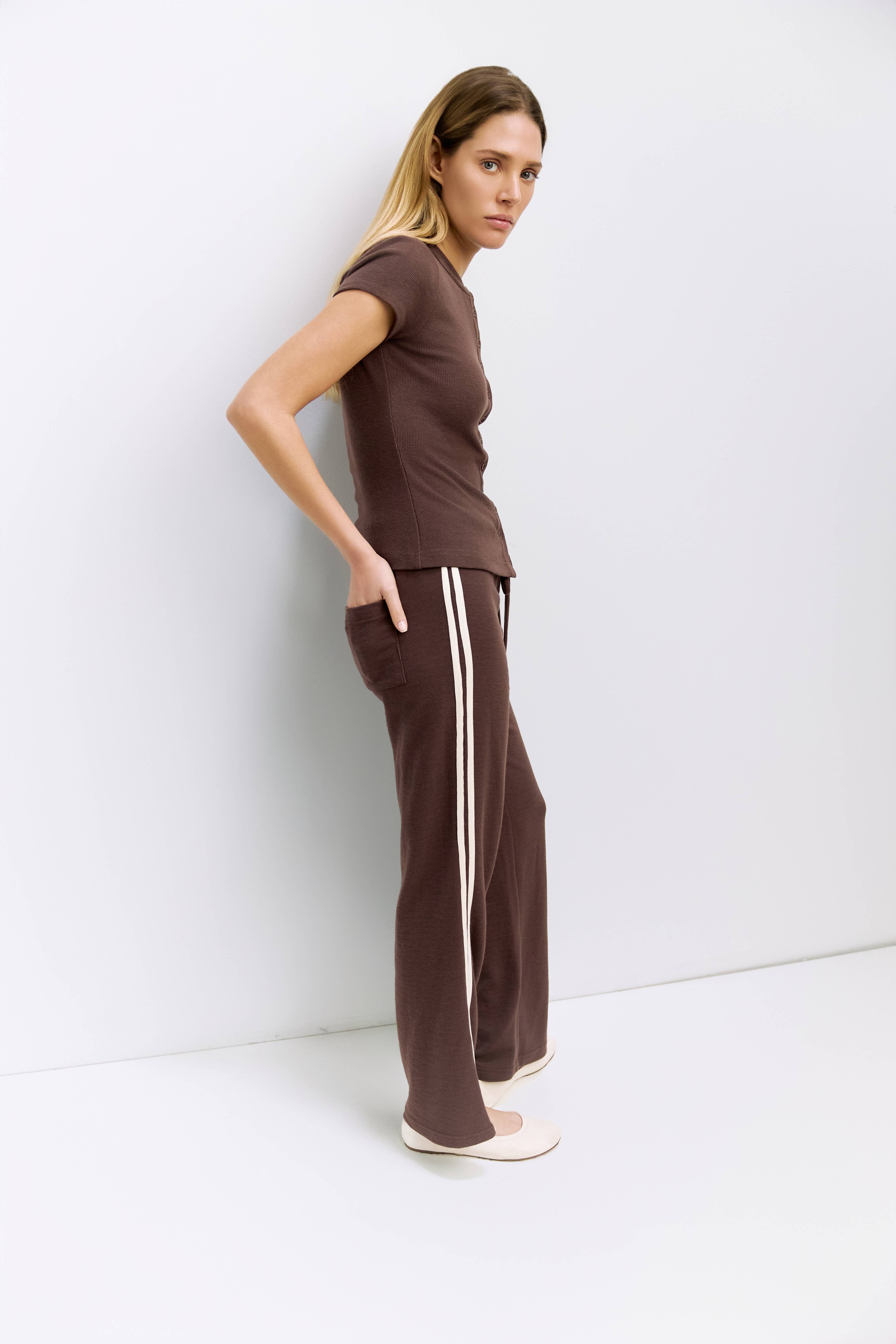 MOD REF - Wholesale Pants - Women's - The Enzo Pants | Women's Wide-Leg Thermal Sport Pants1