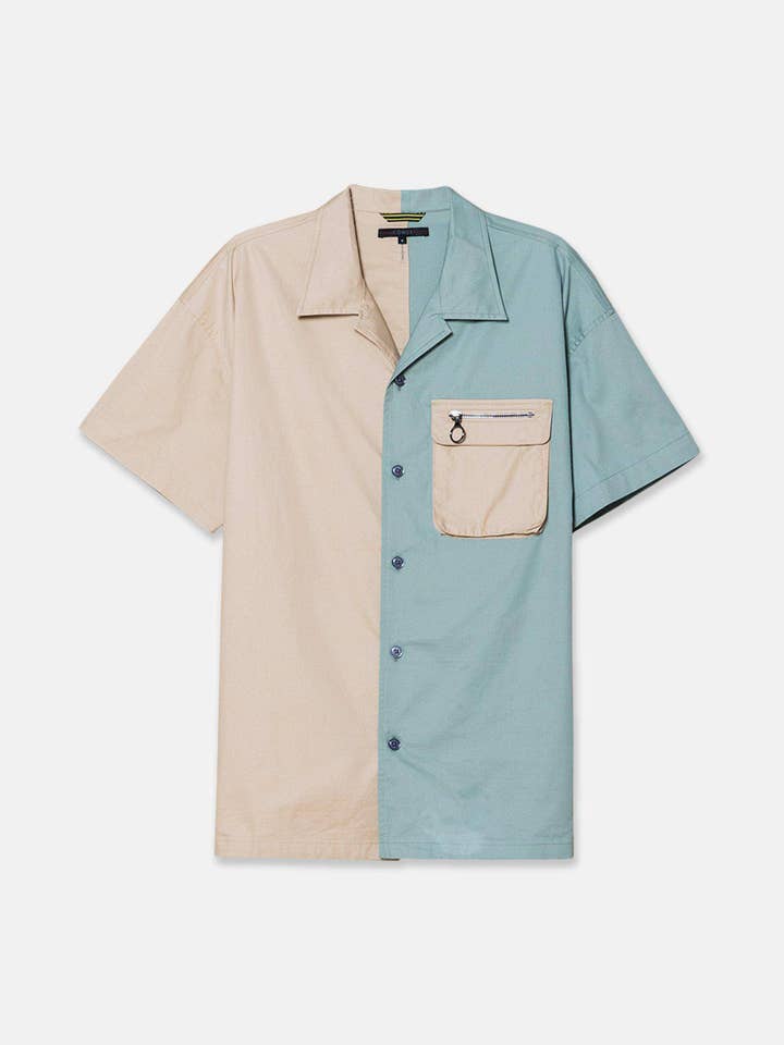 Konus Men's Bellow Pocket Oversize Short Sleeve Shirt in Khaki for wholesale on Faire
