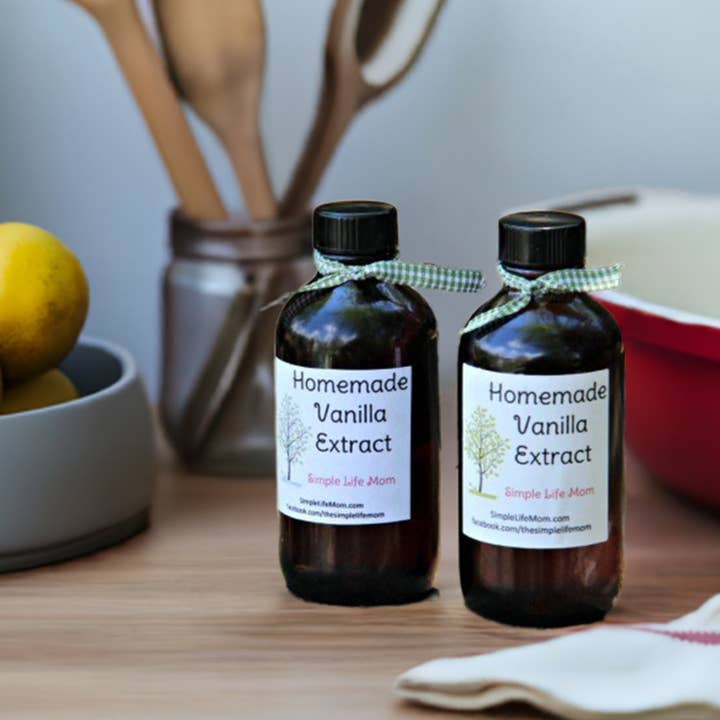 Simple Life Mom - Wholesale Vanilla/fruit extract - PURE VANILLA EXTRACT -4oz, all natural Madagascar beans, best rich vanilla flavor for baking cookies, candies1