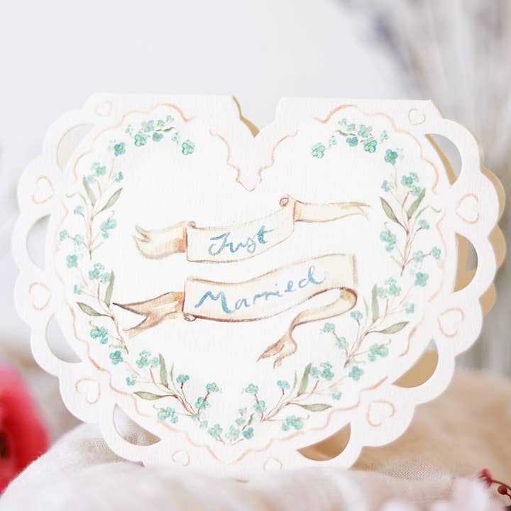 Sophie Amelia Creates – wholesale Wedding card – Just married - heart card